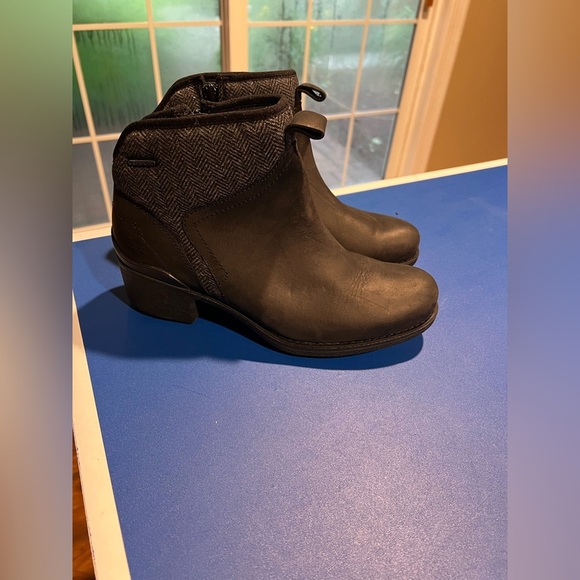 Merrell Chateau II Mid Pull Waterproof Boots Black J000886 Womans 9 - Picture 3 of 9